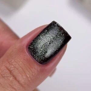 NAILSOFTHEDAY Gel polish Cat Eye 09 — black cat eye gel polish with fine glitter and a light reflective effect, overlapping in one layer, 6 ml