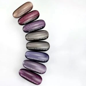 NAILSOFTHEDAY Korean cat eye 22 – delicate purple cat eye gel polish, 6 ml