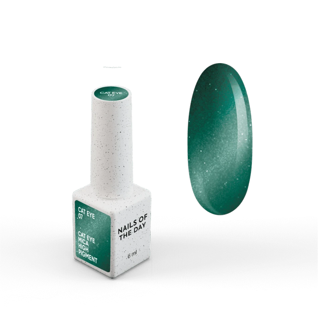 NAILSOFTHEDAY Gel polish Cat Eye 07 — green cat eye gel polish with fine glitter and a light reflective effect, overlapping in one layer, 6 ml